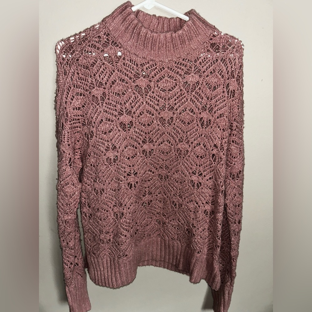 American Eagle knit pink sweater